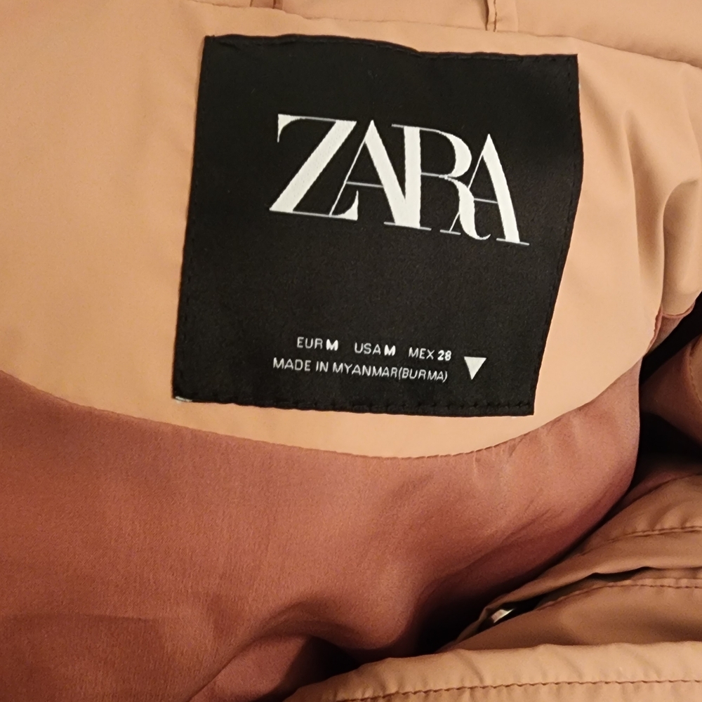 Zara Women's Light Pink Puffer Coat - Picture 3 of 3